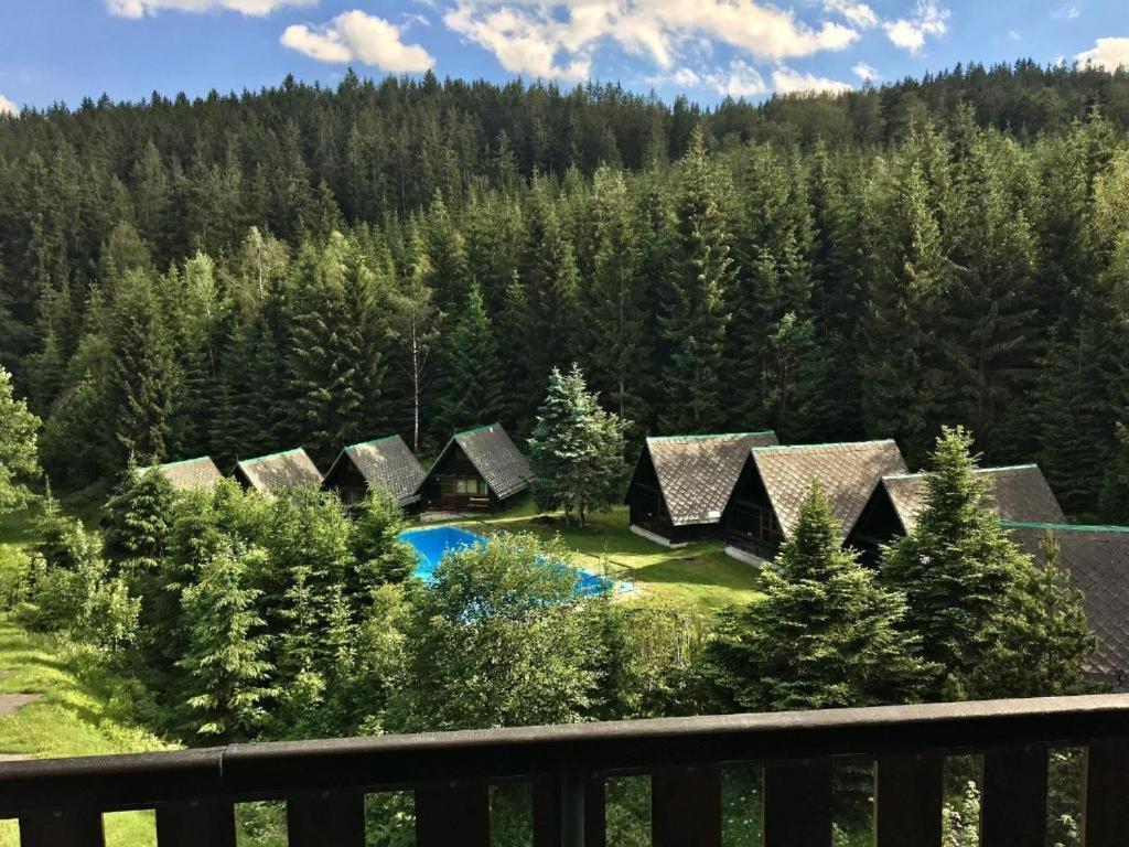 Hotel Maredis Rero Korenov Bagian luar foto